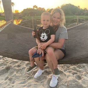 Meet your Posher, Lori